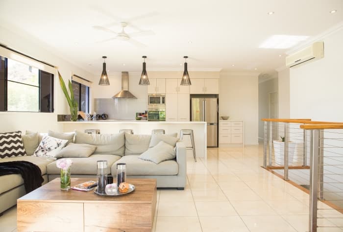 Baxter Street, Townsville – Interior, house painters and timber staining by DHPainting