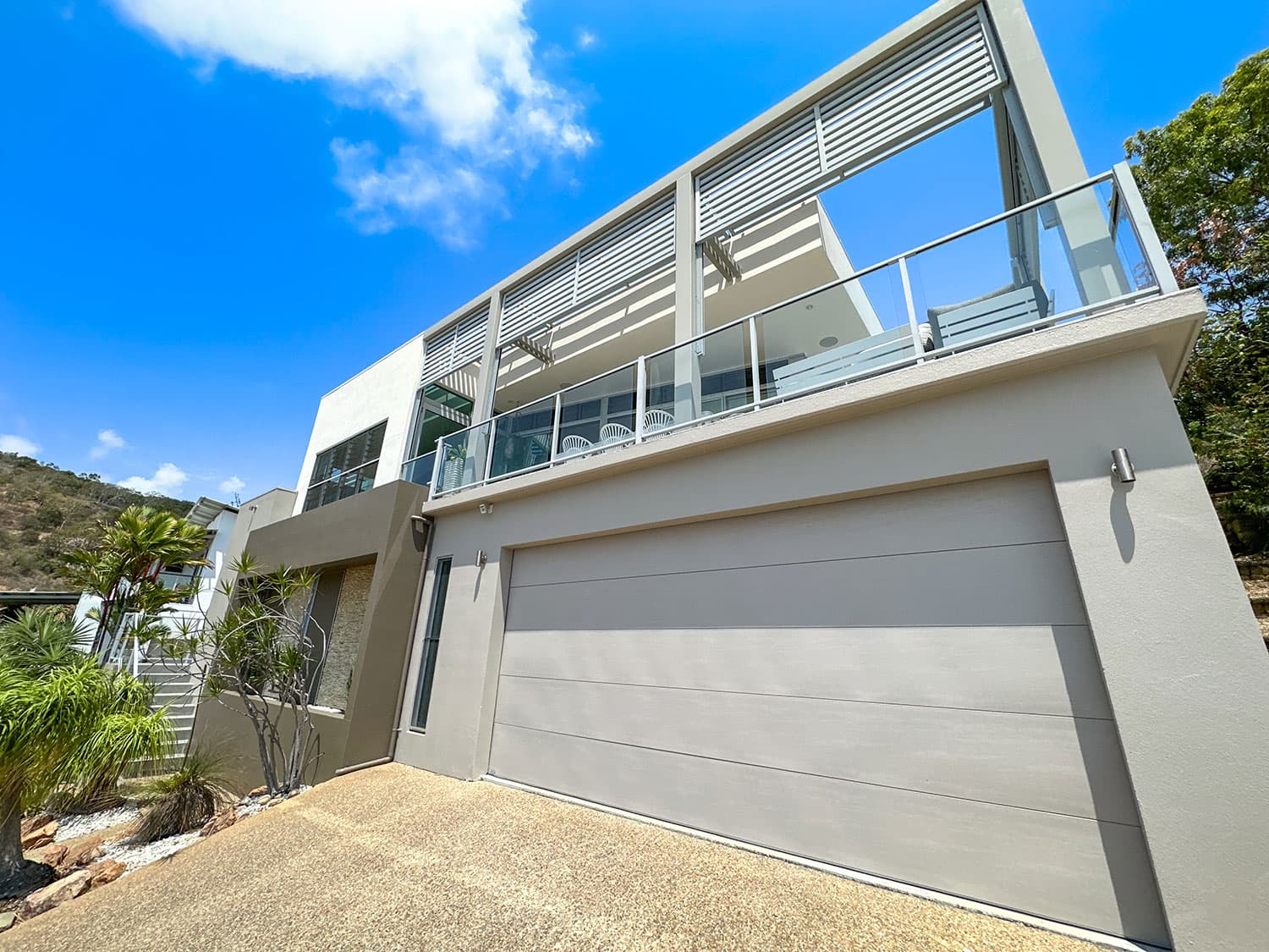 Toorak Pl, Castle Hill